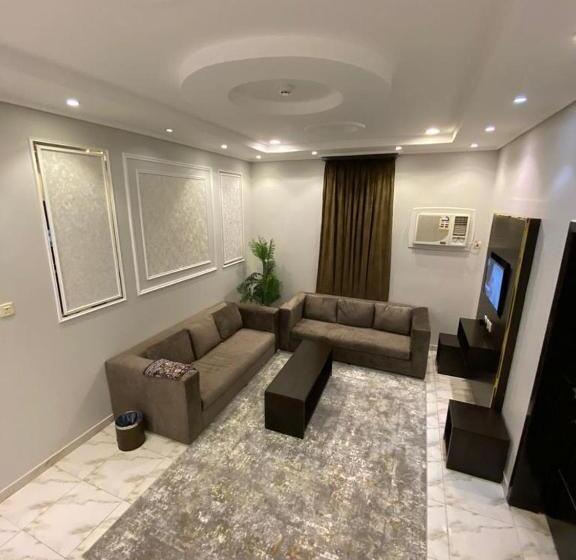 فندق Opera Suites