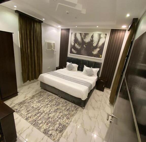 فندق Opera Suites