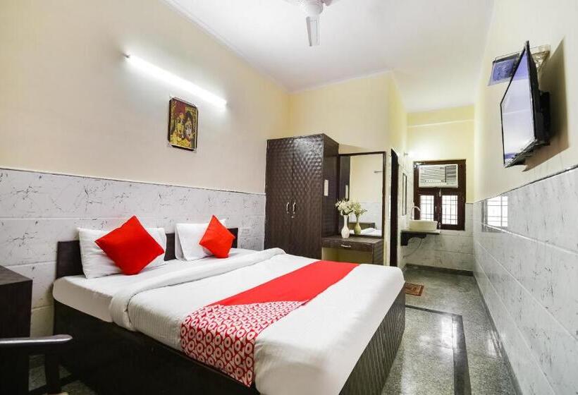 فندق Oyo Anjani Mahal Guest House