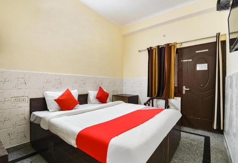 فندق Oyo Anjani Mahal Guest House