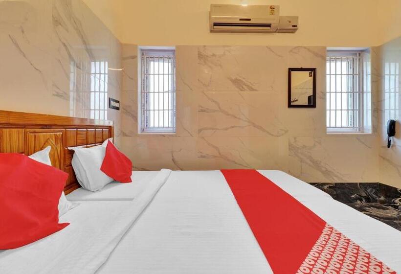 Отель Oyo Flagship Green Park Residency