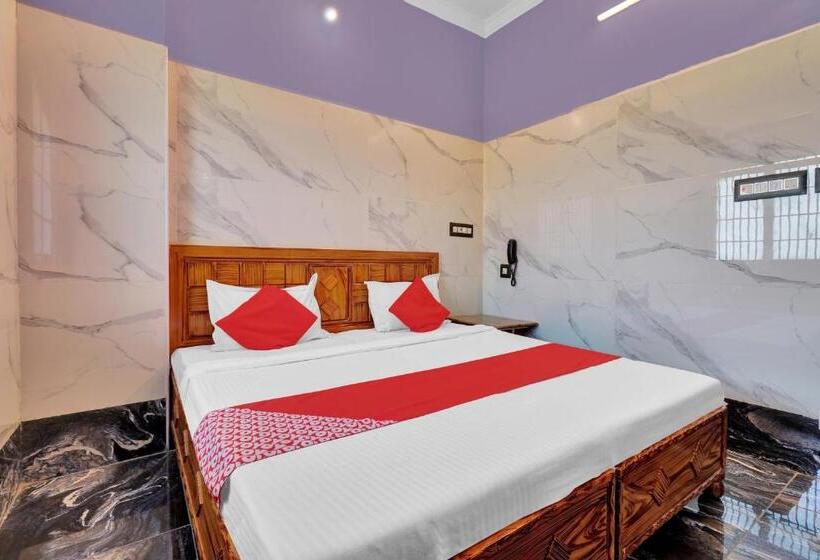 Отель Oyo Flagship Green Park Residency