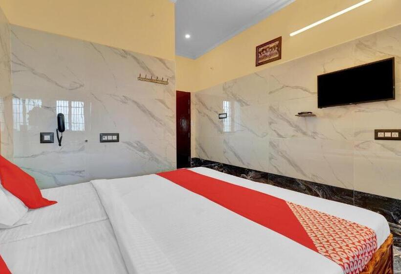 Отель Oyo Flagship Green Park Residency