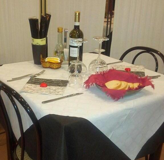 ホテル Ristorante Da Marco