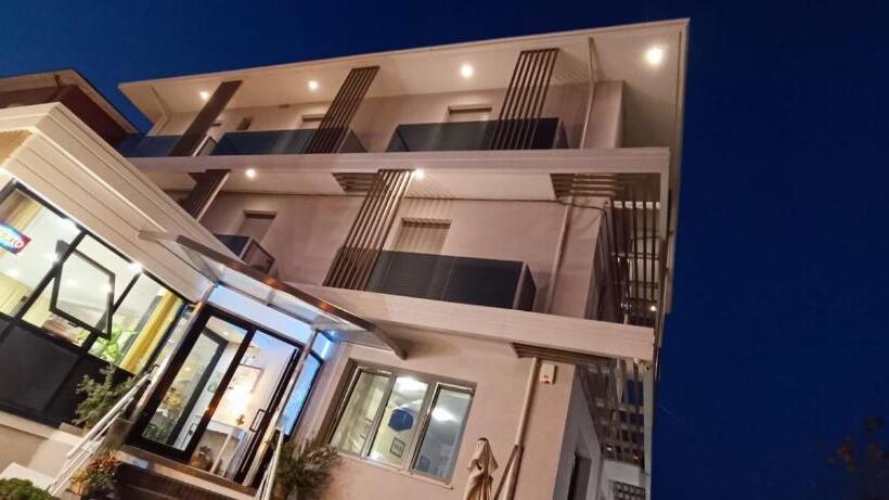 ホテル Ristorante Da Marco