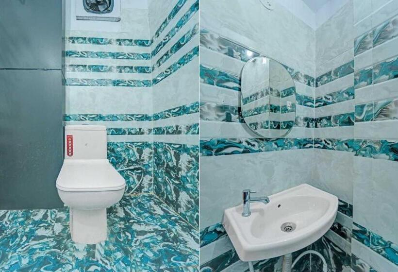 Отель Spot On Yamuna Banquet & Resort