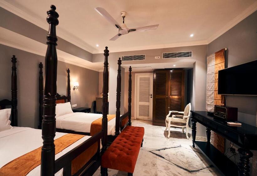 בית מלון כפרי The Manor House Kolkata