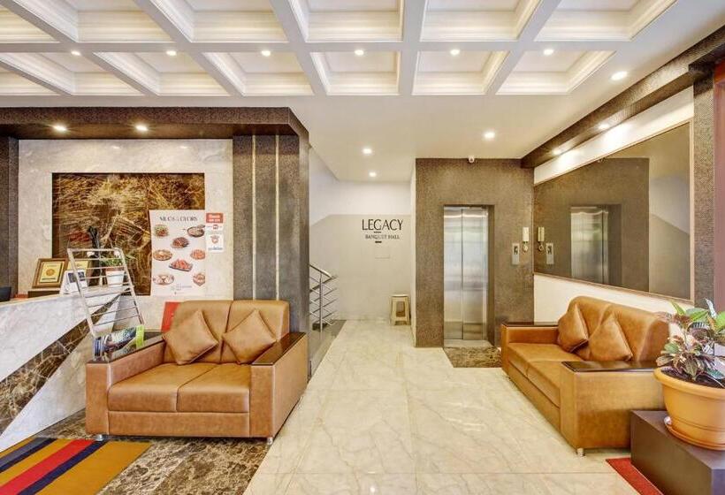 Отель Townhouse Oak Passport Inn