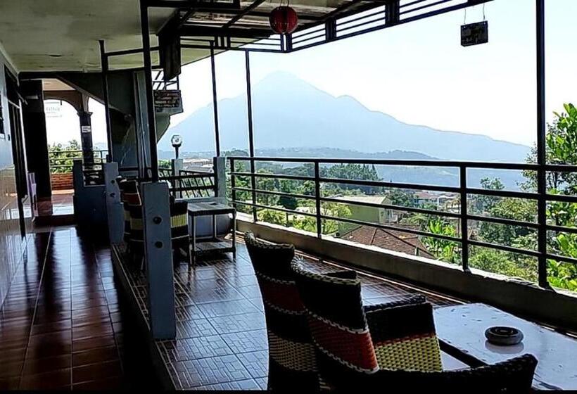 בית מלון כפרי Villa Raung Indah Tretes