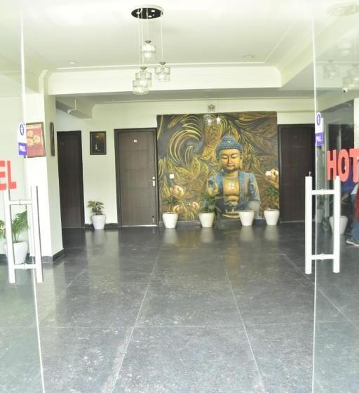 בית מלון כפרי Wedlock Subhash Chowk Gurgaon