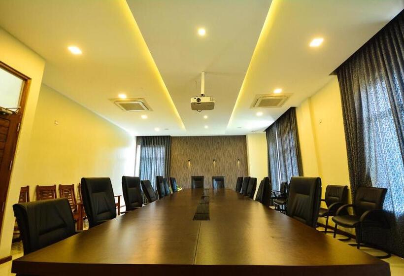 Kethumathee Hotel & Banquet