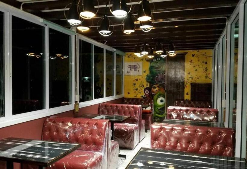 Mexican Resortlampang