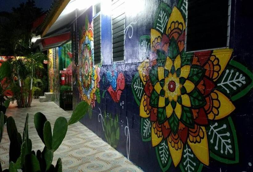 Mexican Resortlampang