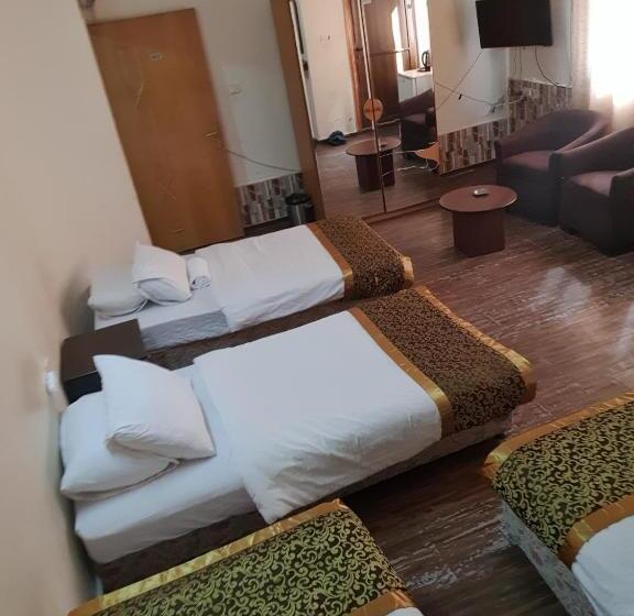 مُتل Crystal Hotel فندق كريستال