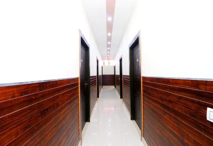 Oyo Hotel Chanderlok