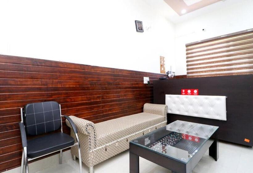 Oyo Hotel Chanderlok