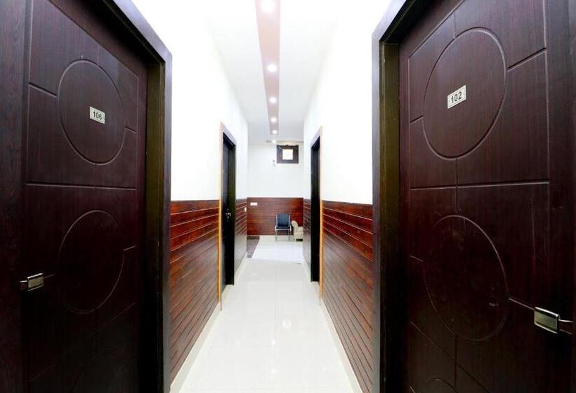 Oyo Hotel Chanderlok