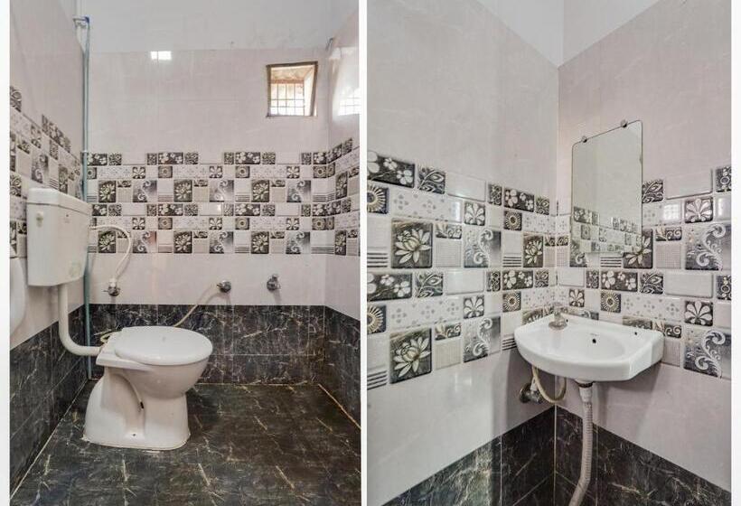 Oyo Hotel Shree Siddh