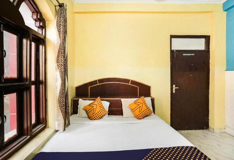 Oyo Shri Neelkanth Hotel & Restaurant