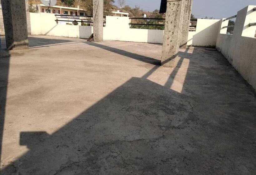 Pensão अतिथी निवास