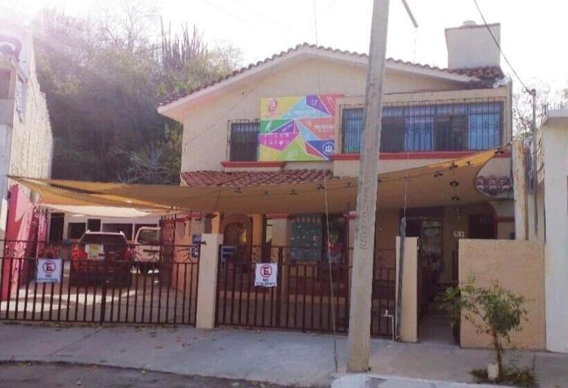 بنسيون Aroma A Cafe