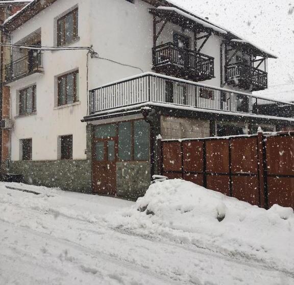 膳宿费 Baba Dora Guesthouse