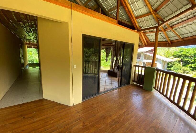 بنسيون Bahía Ballena Rooms