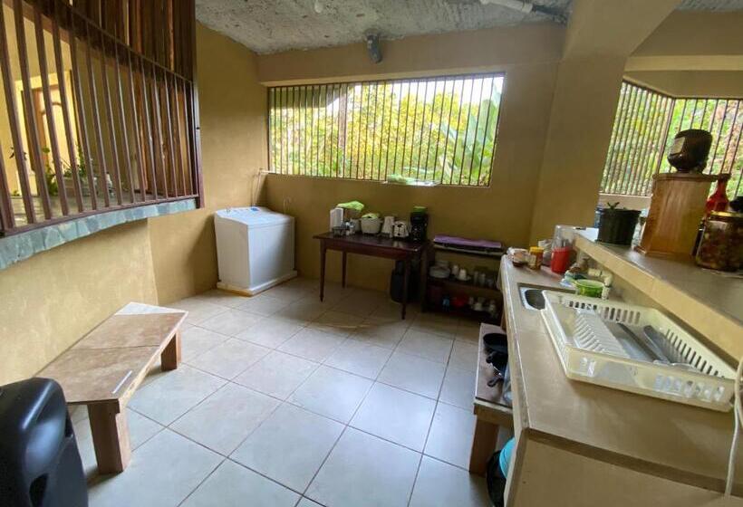 بنسيون Bahía Ballena Rooms