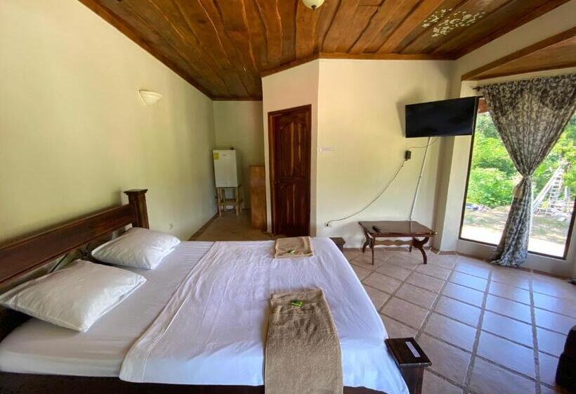 بنسيون Bahía Ballena Rooms