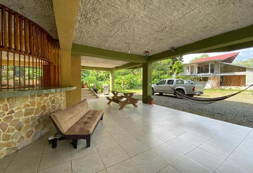 بنسيون Bahía Ballena Rooms