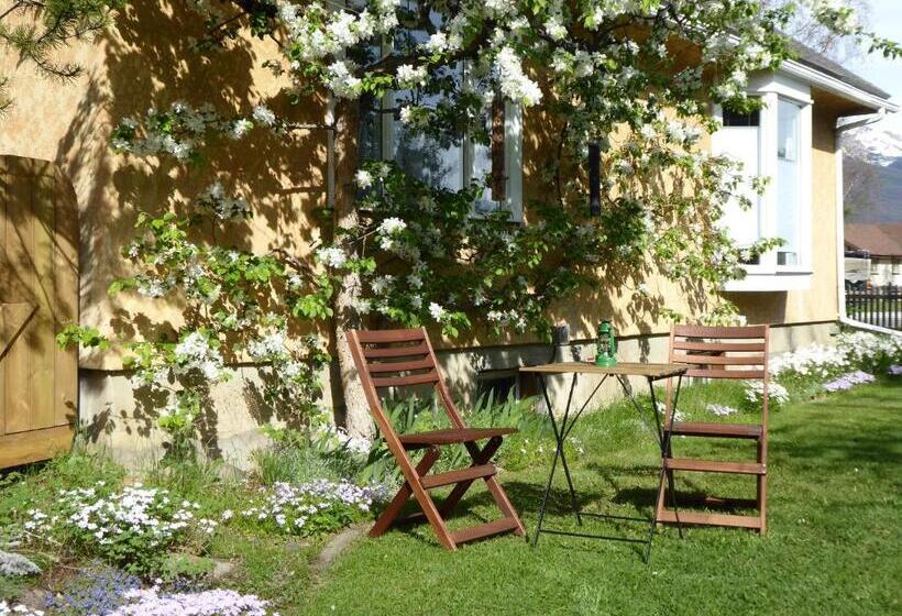 ペンション Bear Rock Inn