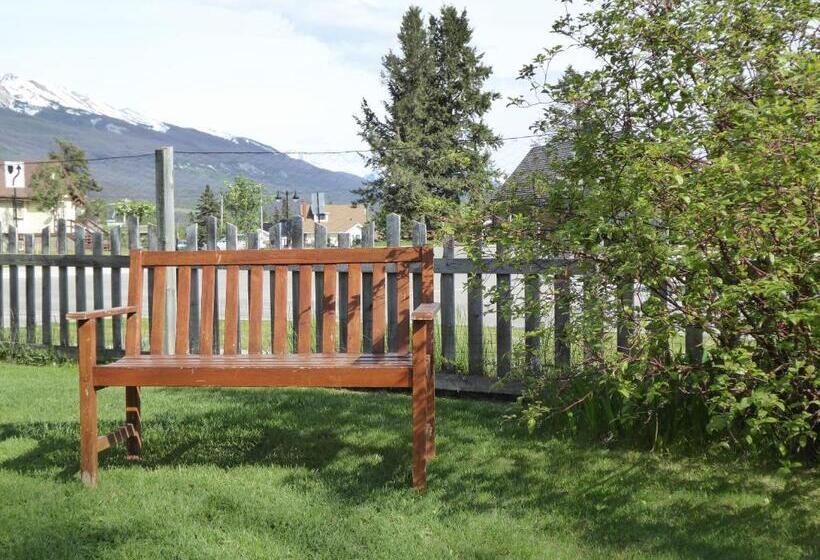 ペンション Bear Rock Inn