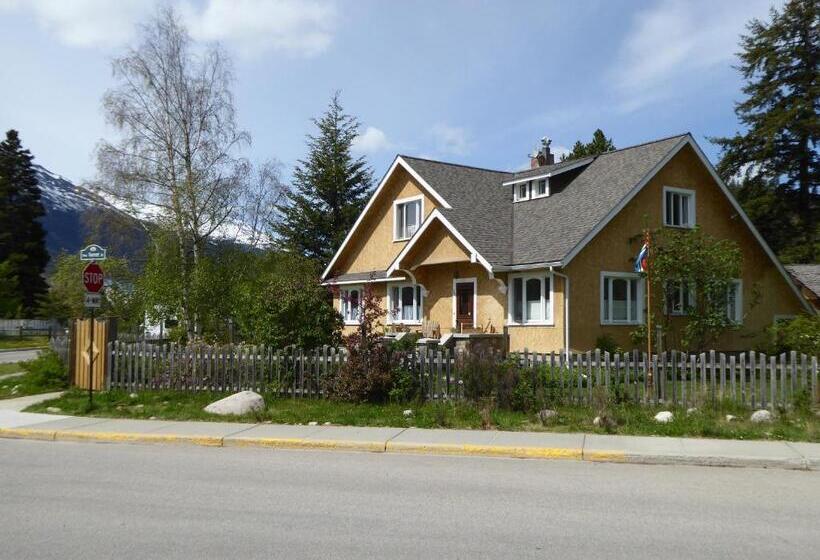 ペンション Bear Rock Inn