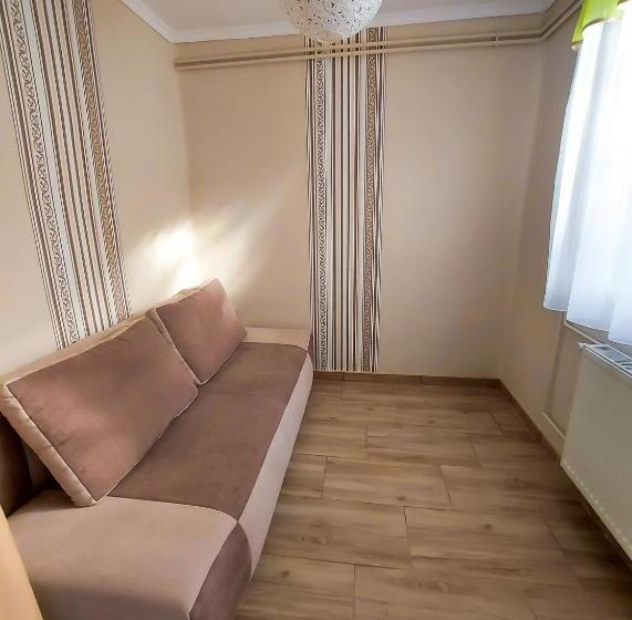 펜션 Bor Villa Vendégház