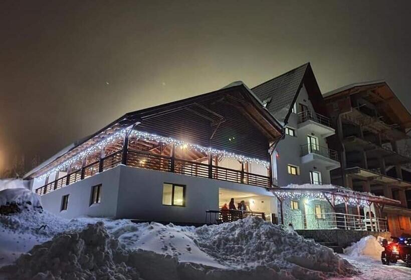 Пансион Cabana Rares