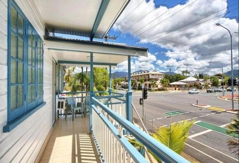 پانسیون Cairns Sunshine Lodge