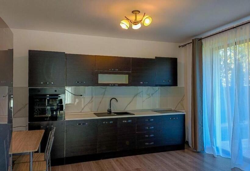 Пансион Casa Brad