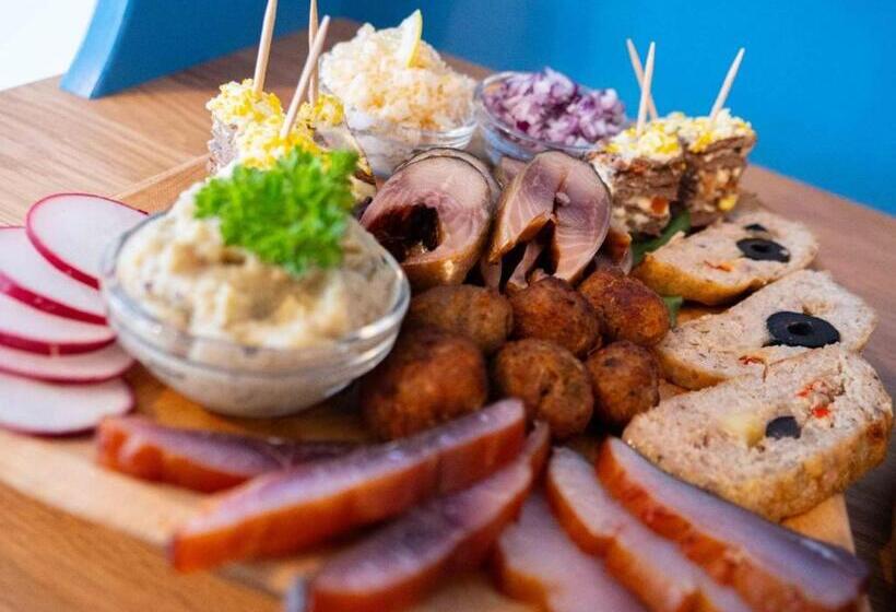 膳宿费 Casa Filip Din Sarichioi