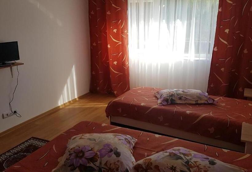 פנסיון Casa Rustica Apart & Rooms