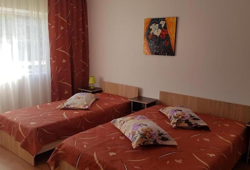 פנסיון Casa Rustica Apart & Rooms