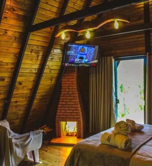 펜션 Chalé Suiço Com Hidromassagem E Café Da Manhã