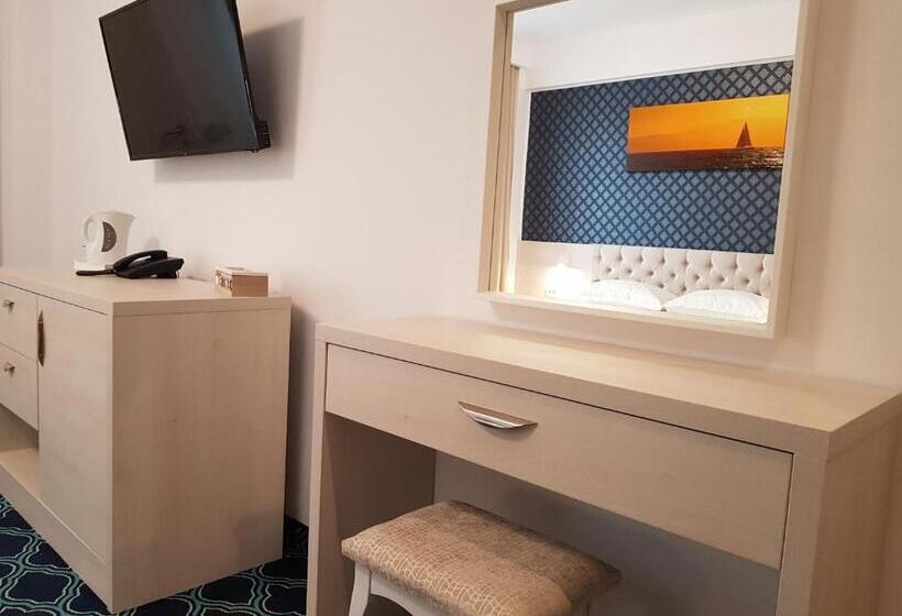 膳宿费 Eros Beach Resort