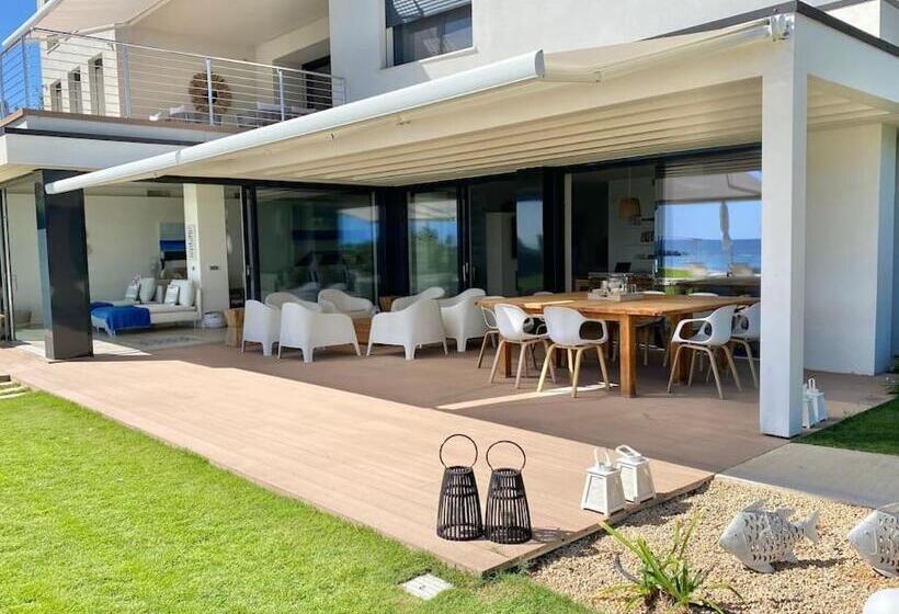 펜션 Fenandgi Luxury Hospitality At Its Finest !