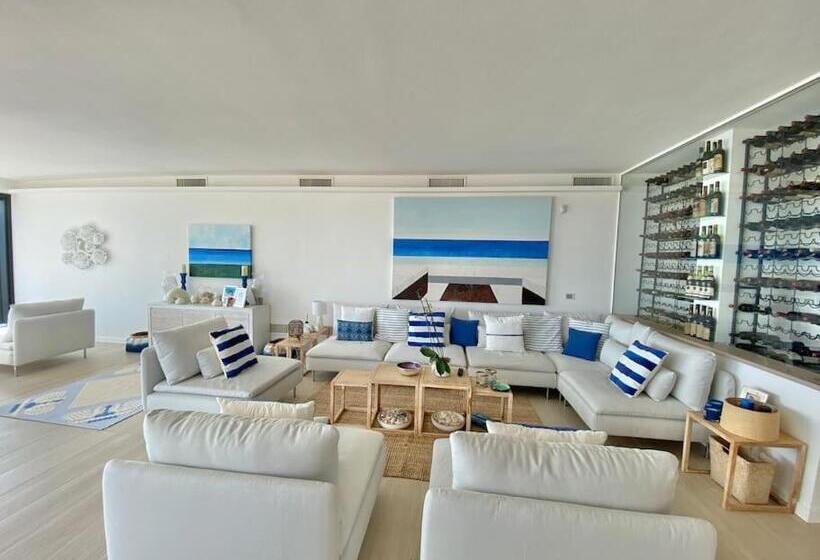 פנסיון Fenandgi Luxury Hospitality At Its Finest !