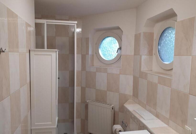 ペンション Fiore Gästezimmer