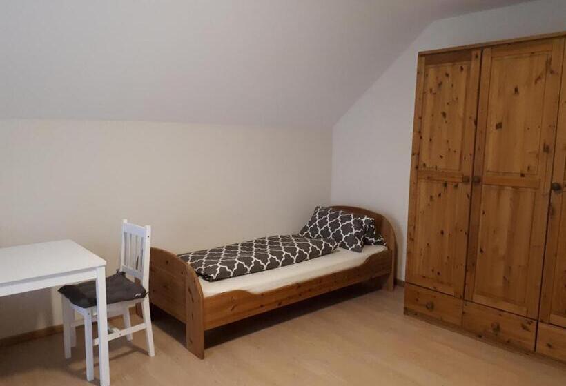 ペンション Fiore Gästezimmer