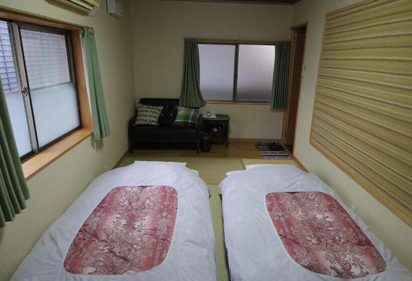 ペンション Guest House Motomiya