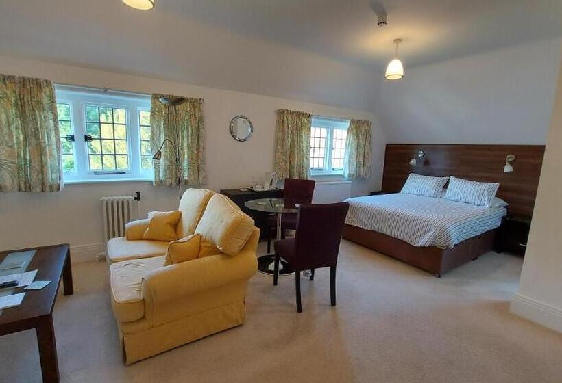 ペンション Hitchambury Manor