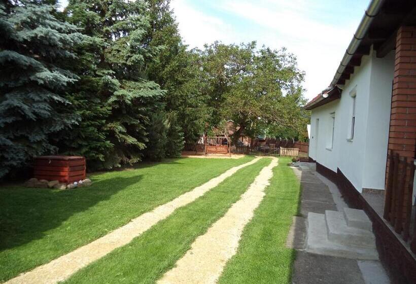 פנסיון Jázmin Vendégház Bogács