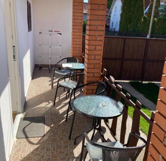 펜션 Jázmin Vendégház Bogács